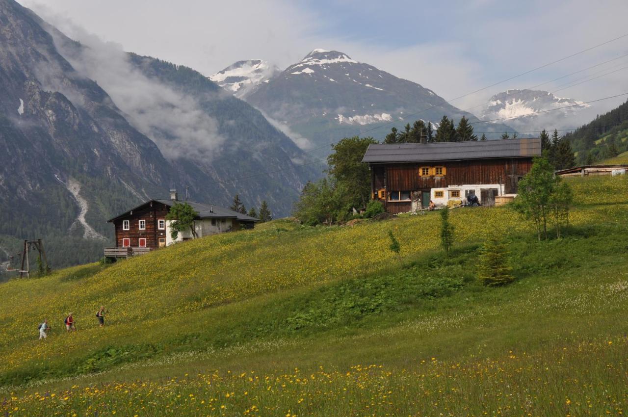 Lechtal-Pur-Aparts Apartment Holzgau Exterior photo