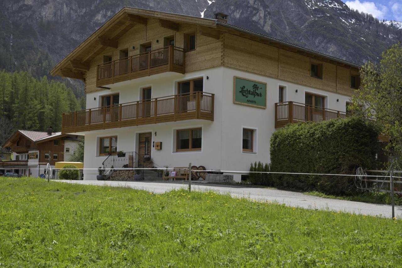 Lechtal-Pur-Aparts Apartment Holzgau Exterior photo