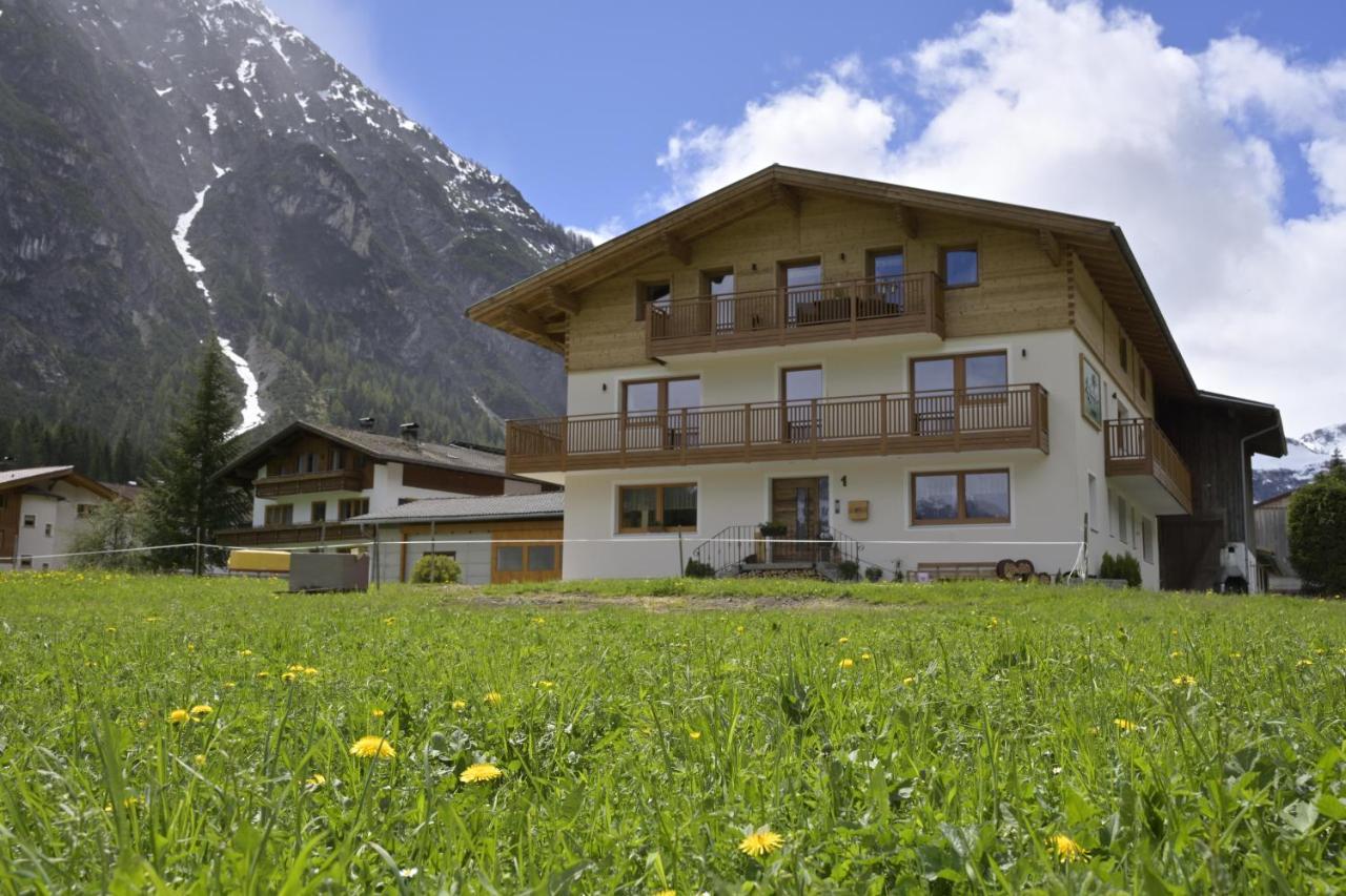 Lechtal-Pur-Aparts Apartment Holzgau Exterior photo